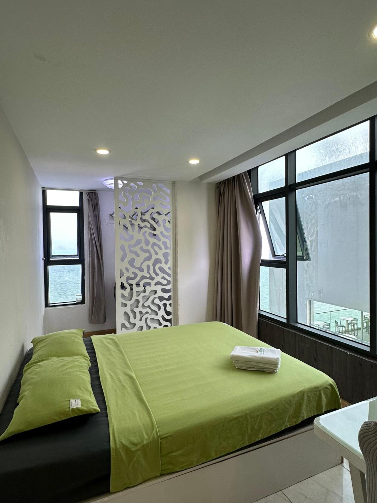 Infinity Sea View Apartment Нячанг Экстерьер фото