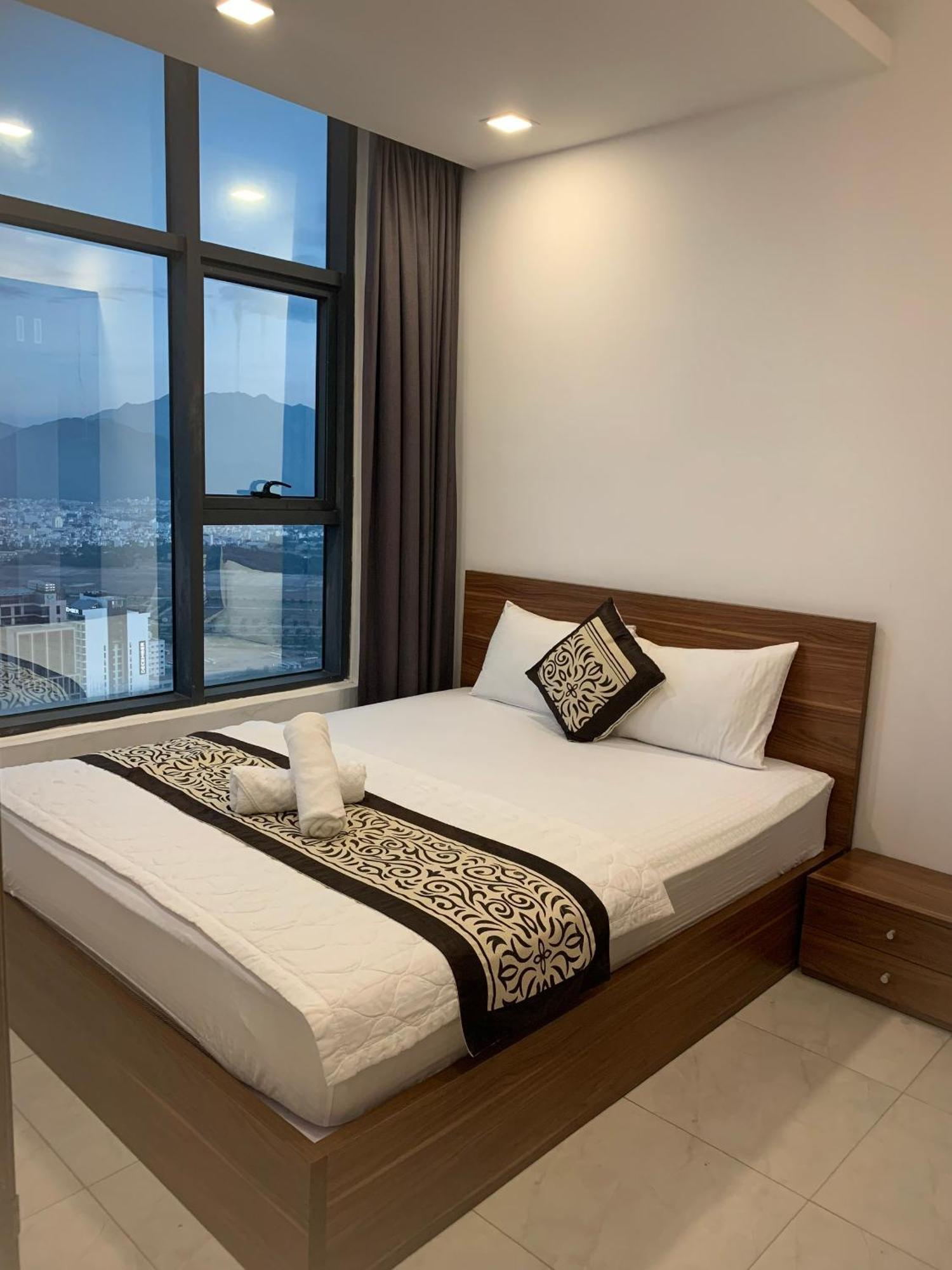 Infinity Sea View Apartment Нячанг Экстерьер фото