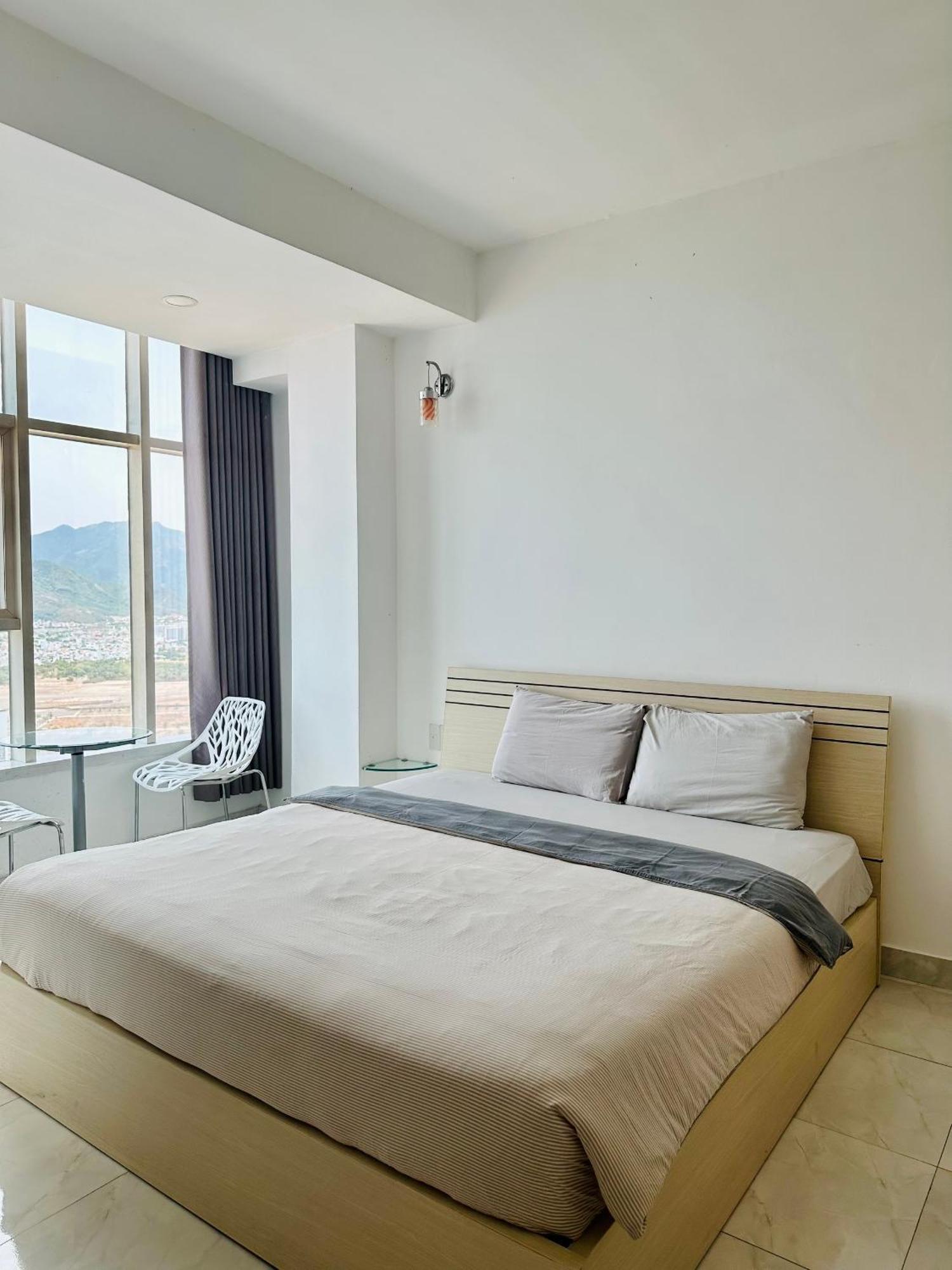 Infinity Sea View Apartment Нячанг Экстерьер фото